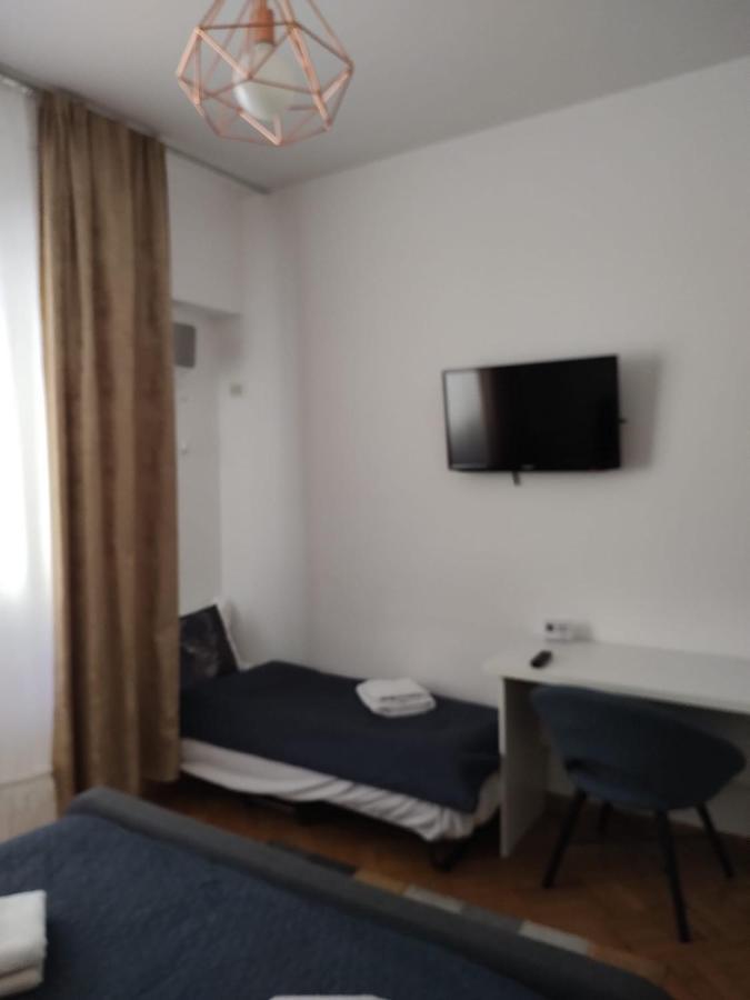 Nice Studio In Old Town 布加勒斯特 外观 照片